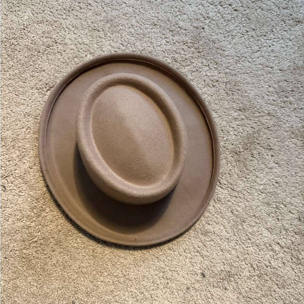 Universal Thread Wool Tan Hat - Picture 1 of 4